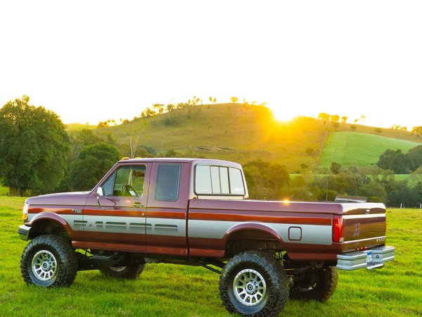 Foto 3 - Ford F1000 XLT 4.3 Turbo Diesel 4x4