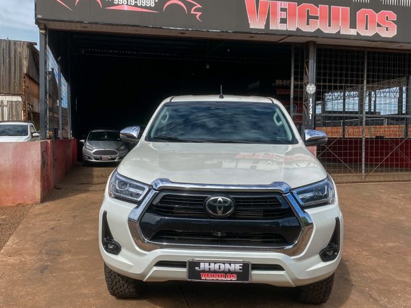 Foto 2 - Toyota Hilux SRV D4-D 2.8 Turbo Diesel 4x4