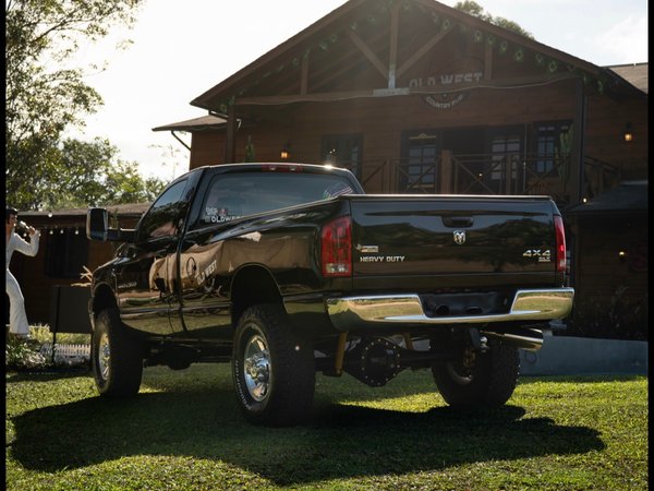 Foto 4 - RAM 2500 SLT 5.9 Turbo Diesel 4x4 C.S