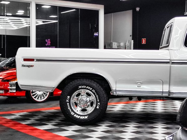 Foto 10 - Ford F100 4.5 V8 Gasolina C.S