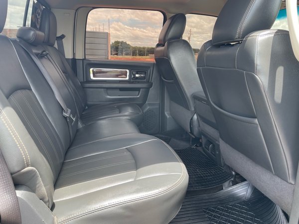 Foto 6 - RAM 2500 Laramie 6.7 Turbo Diesel 4x4