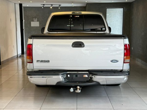 Foto 5 - Ford F250 XL 4.2 Turbo Diesel 4x2 C.S