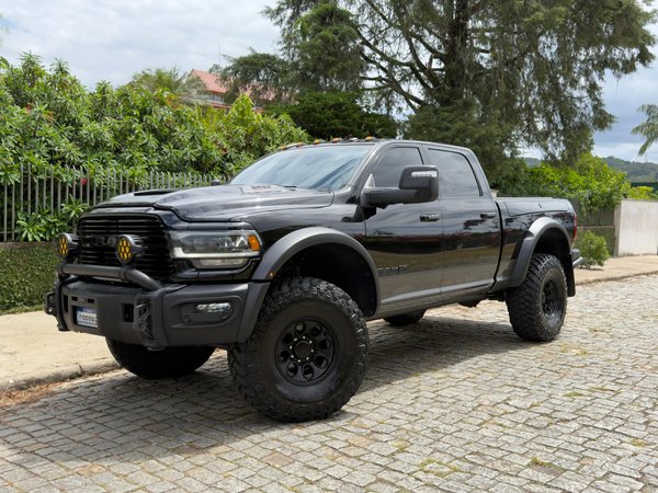 Foto 1 - RAM 2500 Laramie Night Edition 6.7 Turbo Diesel 4x4