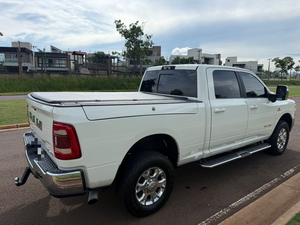 Foto 4 - RAM 2500 Laramie 6.7 Turbo Diesel 4x4