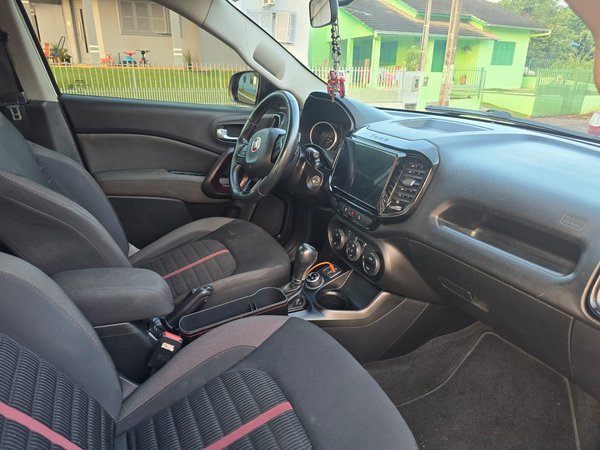 Foto 5 - Fiat Toro Freedom 2.0TDi 16v 4x4