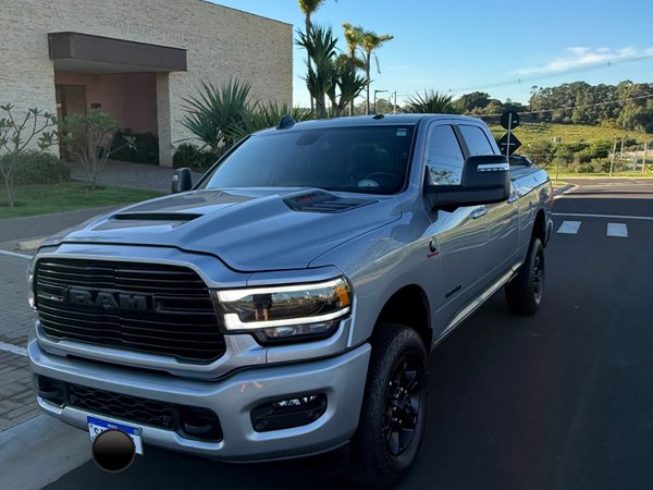 Foto 2 - RAM 2500 Laramie Night Edition 6.7 Turbo Diesel 4x4