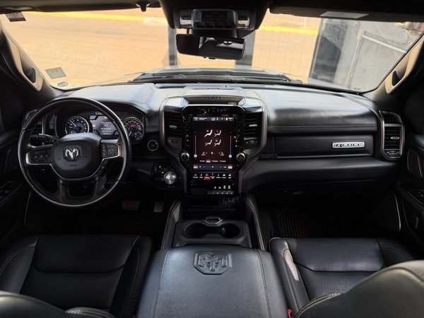 Foto 7 - RAM 1500 Rebel 5.7 V8 Gasolina 4x4