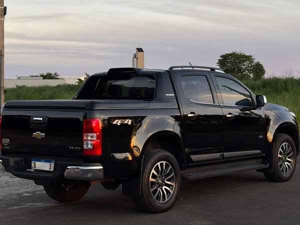 Foto 5 - Chevrolet S10 High Country 2.8 Turbo Diesel 4x4