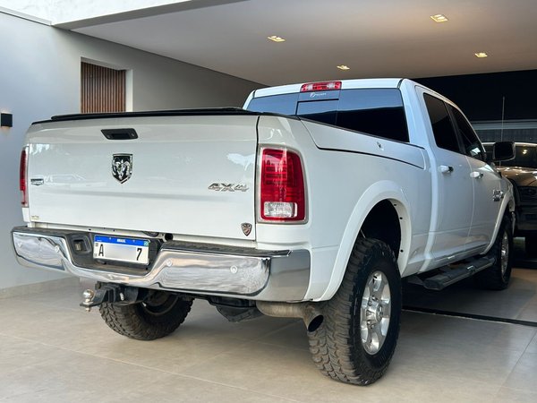 Foto 3 - RAM 2500 Laramie 6.7 Turbo Diesel 4x4