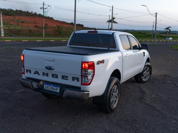 Foto 3 - Ford Ranger XLS 2.2 Turbo Diesel 4x4