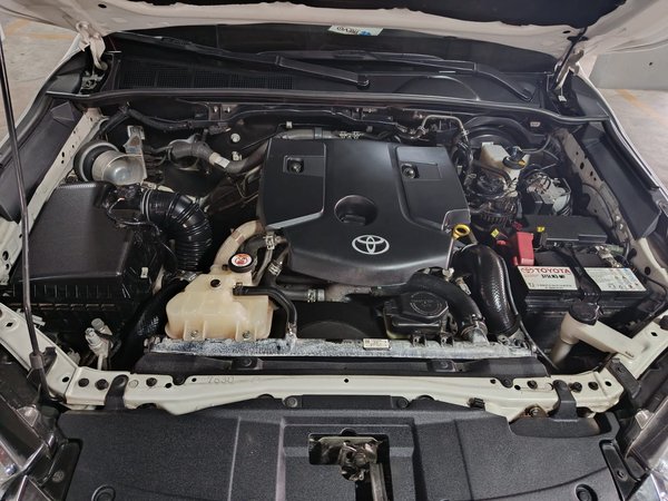 Foto 8 - Toyota Hilux SRX 2.8 Turbo Diesel 4x4