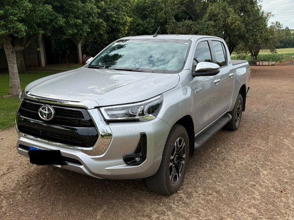 Foto 1 - Toyota Hilux SRV 2.8 Turbo Diesel 4x4