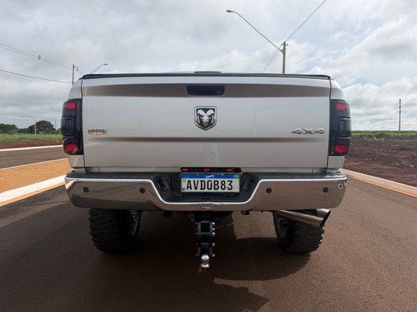 Foto 3 - RAM 2500 Laramie 6.7 Turbo Diesel 4x4