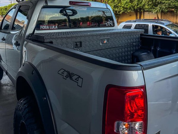Foto 9 - Chevrolet S10 LS 2.8 Turbo Diesel 4x4
