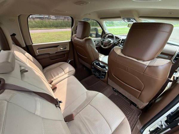 Foto 8 - RAM 2500 Laramie 6.7 Turbo Diesel 4x4