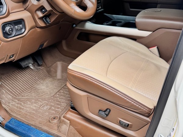 Foto 5 - RAM 2500 Laramie 6.7 Turbo Diesel 4x4