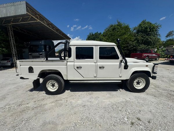 Foto 8 - Land Rover Defender Crew Cab 130 2.5 Turbo Diesel 4x4