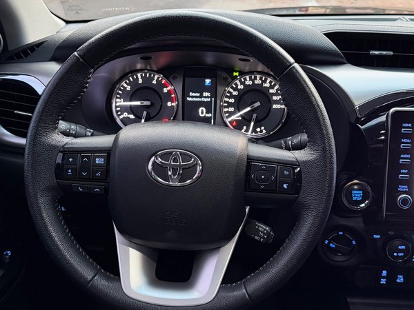 Foto 7 - Toyota Hilux SRV 2.8 Turbo Diesel 4x4