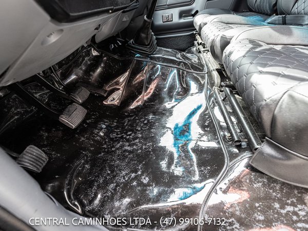 Foto 7 - Ford F1000 XLT 2.5 Turbo Diesel 4x2 C.S