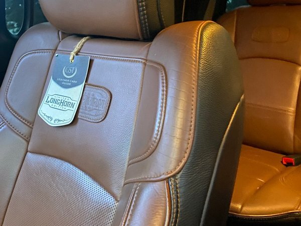 Foto 7 - RAM 3500 Longhorn Limited 6.7 Turbo Diesel 4x4