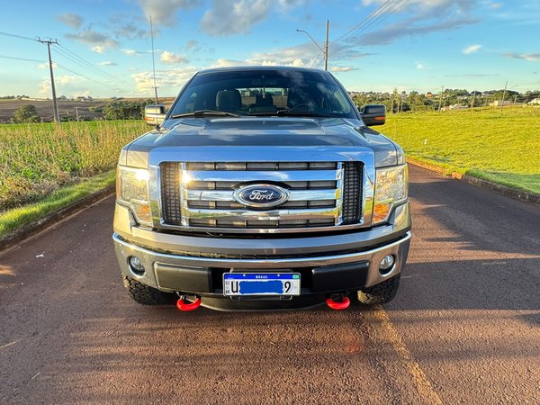 Foto 2 - Ford F150 Raptor Ecoboost 3.5 V6 Gasolina 4WD