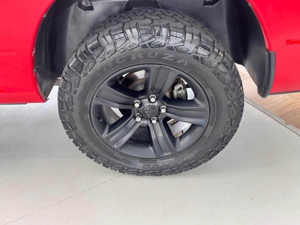 Foto 7 - RAM Classic Laramie Night Edition 5.7 V8 Gasolina 4x4