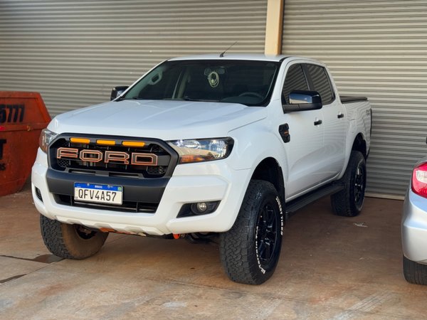 Foto 1 - Ford Ranger XLS 2.5 Flex 4x2 C.S