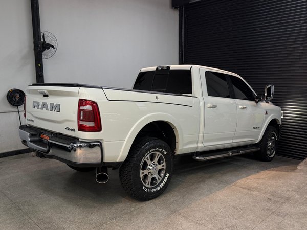 Foto 5 - RAM 2500 Laramie 6.7 Turbo Diesel 4x4