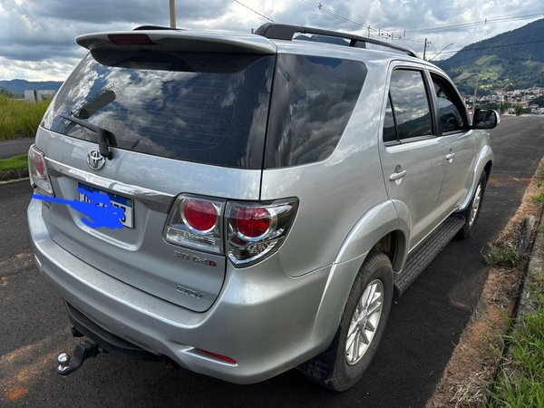 Foto 4 - Toyota Hilux SW4 SRV 3.0 Turbo Diesel 4x4