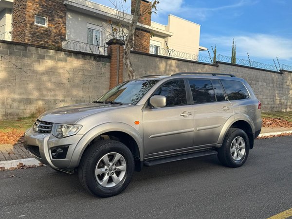 Foto 1 - Mitsubishi Pajero Dakar HPE 3.2TDi 16v 4x4