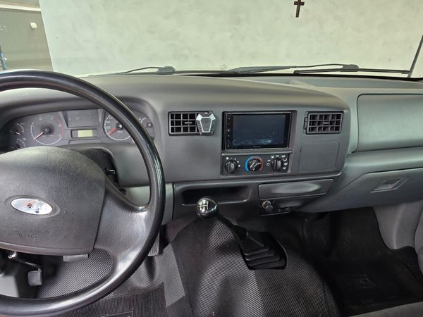 Foto 3 - Ford F250 XLT 3.9 Turbo Diesel 4x2 C.S