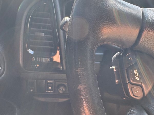Foto 9 - Nissan Pathfinder SE 3.5 V6 Gasolina 4x4
