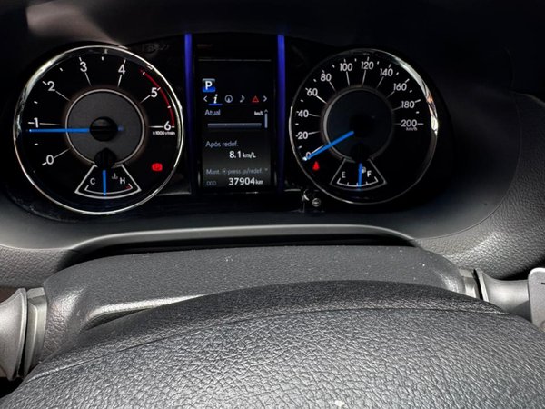 Foto 10 - Toyota Hilux SW4 SRX 2.8 Turbo Diesel 4x4