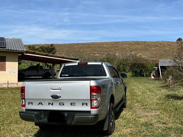 Foto 6 - Ford Ranger XLS 2.2 Turbo Diesel 4x4