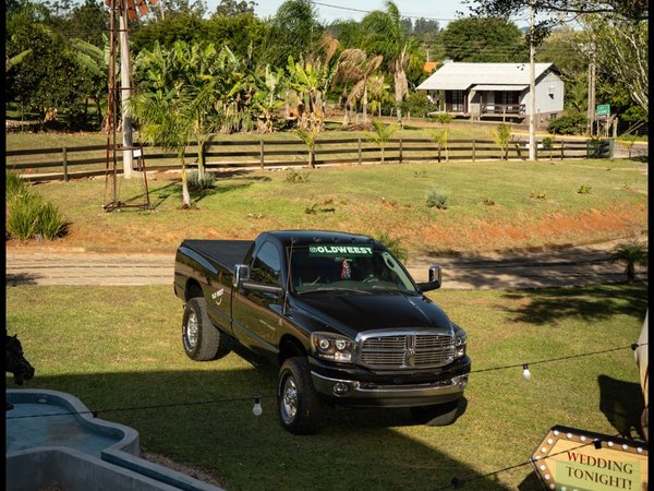 Foto 1 - RAM 2500 SLT 5.9 Turbo Diesel 4x4 C.S
