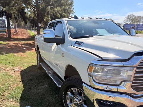 Foto 10 - RAM 2500 Laramie 6.7 Turbo Diesel 4x4