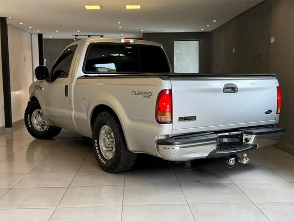 Foto 4 - Ford F250 XL 4.2 Turbo Diesel 4x2 C.S