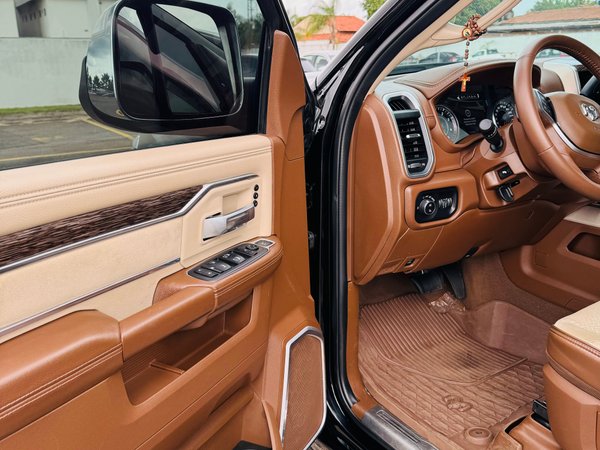 Foto 3 - RAM 2500 Laramie 6.7 Turbo Diesel 4x4