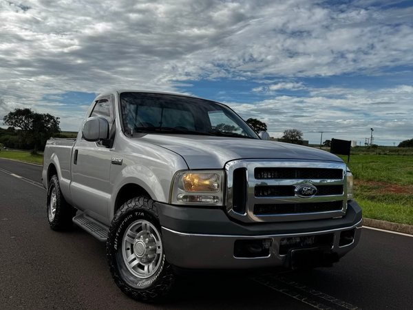 Foto 2 - Ford F250 XLT 3.9 Turbo Diesel 4x2 C.S