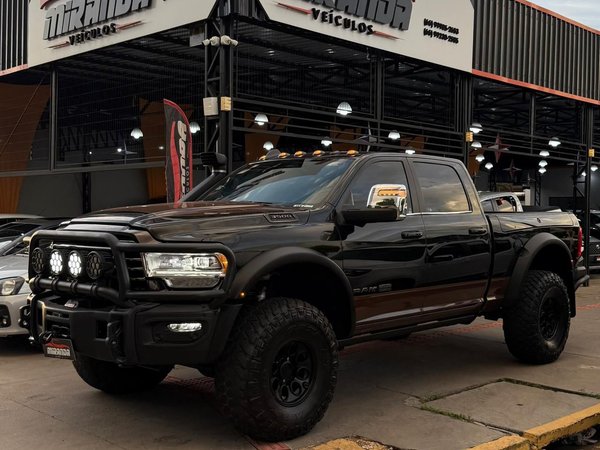 RAM 3500 Longhorn Limited 6.7 Turbo Diesel 4x4