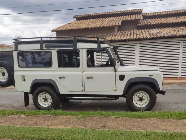 Foto 2 - Land Rover Defender 110 Hcpu 2.5 Turbo Diesel 4x4