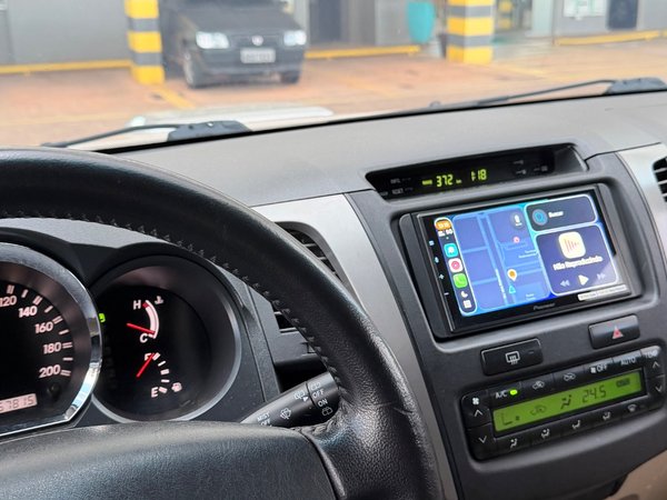 Foto 1 - Toyota Hilux SW4 SRV 3.0 Turbo Diesel 4x4