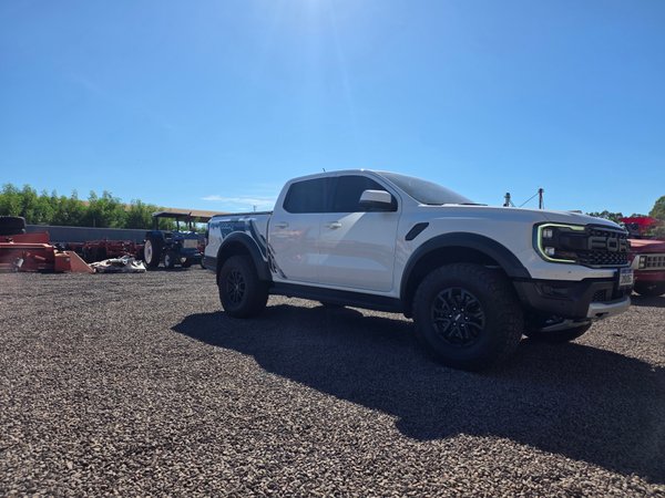 Foto 2 - Ford Ranger Raptor 3.0 V6 Turbo Gasolina 4x4