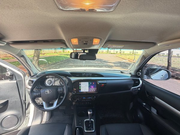 Foto 8 - Toyota Hilux SRX Plus 2.8 Turbo Diesel 4x4