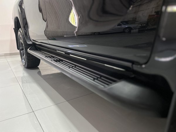 Foto 8 - Toyota Hilux SRX 2.8 Turbo Diesel 4x4