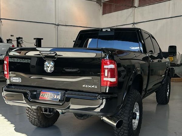 Foto 3 - RAM 3500 Longhorn Limited 6.7 Turbo Diesel 4x4
