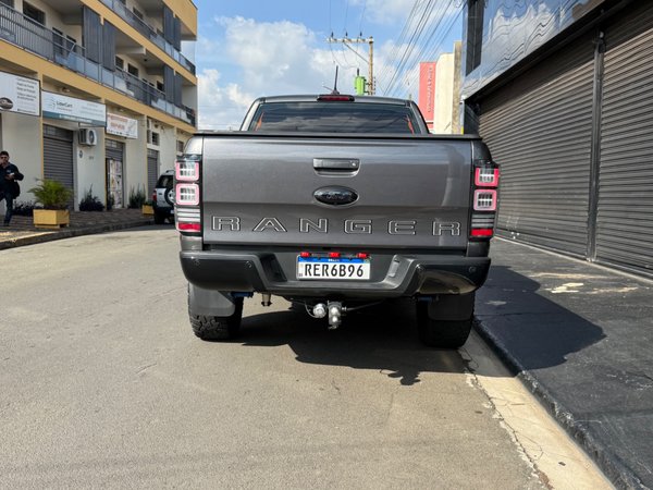 Foto 7 - Ford Ranger XLS 2.2 Turbo Diesel 4x4