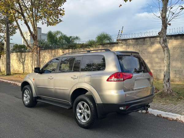 Foto 5 - Mitsubishi Pajero Dakar HPE 3.2TDi 16v 4x4