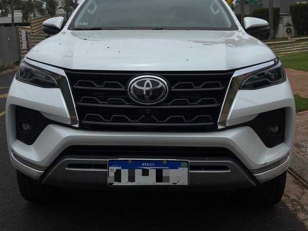 Foto 2 - Toyota Hilux SW4 SRX 2.8 Turbo Diesel 4x4