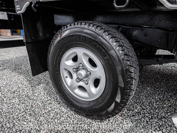 Foto 10 - Ford F1000 XLT 2.5 Turbo Diesel 4x2 C.S